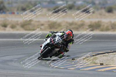 media/Apr-20-2025-CVMA (Sun) [[39090e8767]]/Race 11-500-350 Supersport (Holeshot)/
